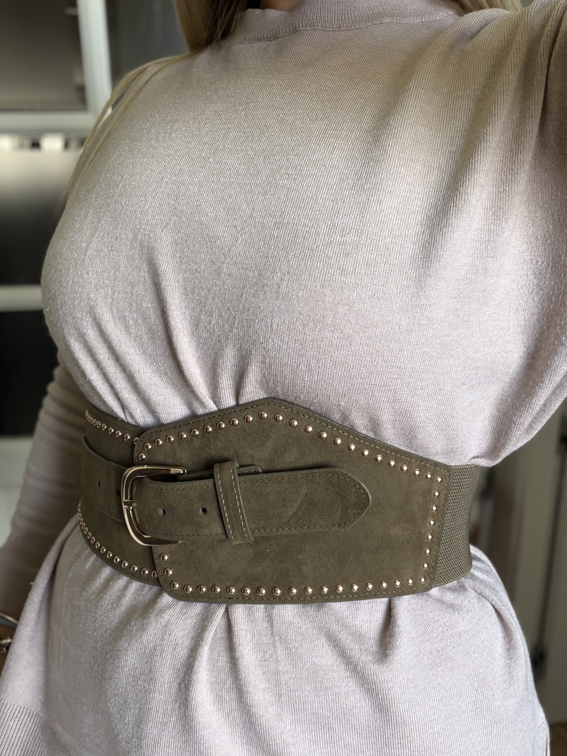 Cinturón piel verde. - 1