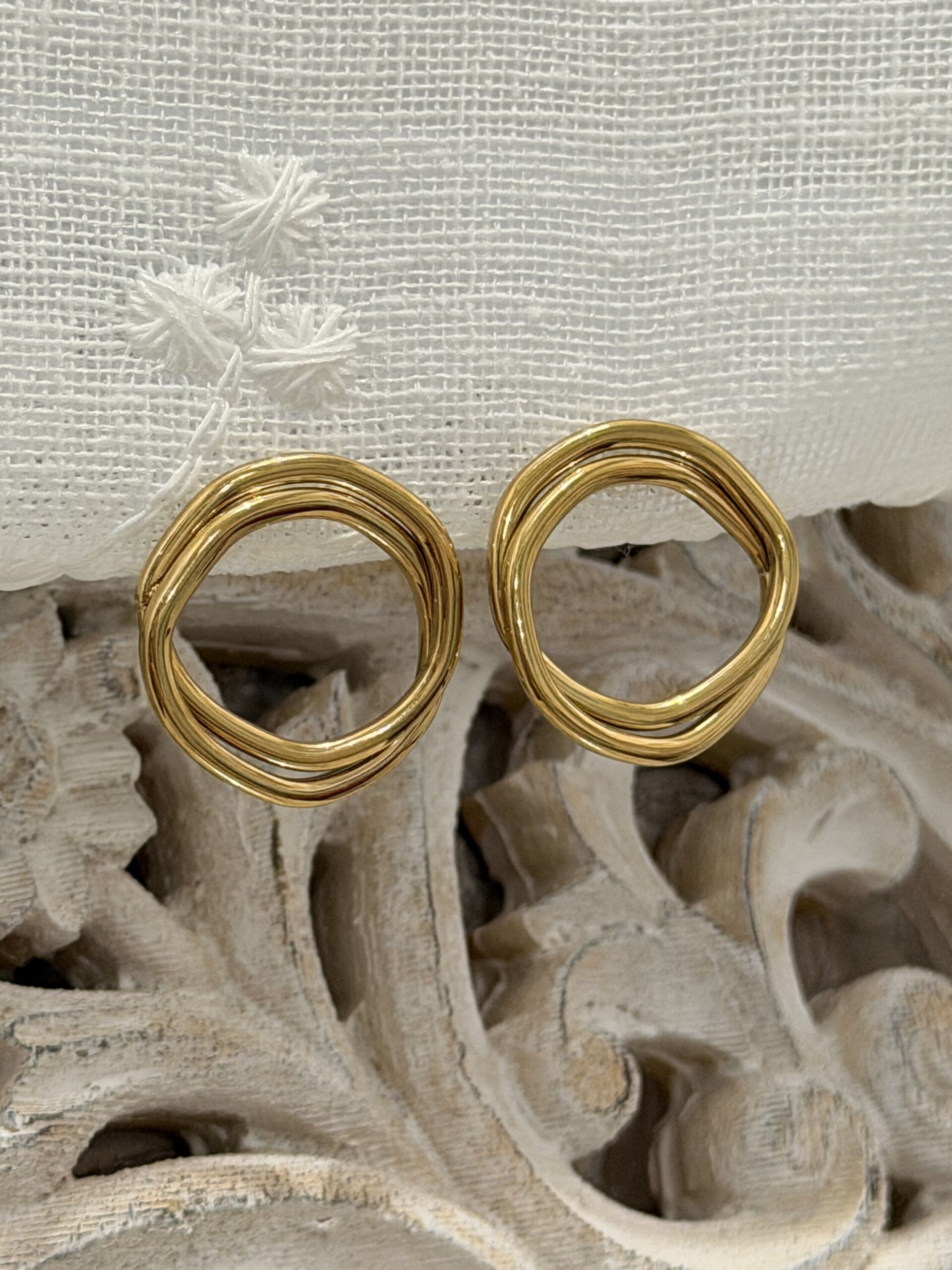 Pendientes medalla dorados. - 1